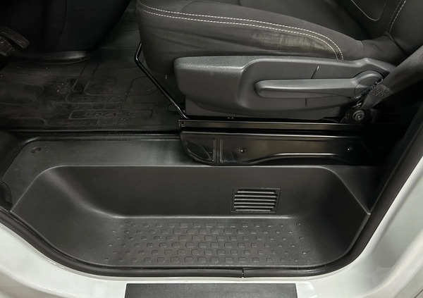 Renault Trafic cena 85977 przebieg: 175000, rok produkcji 2019 z Kleczew małe 277
